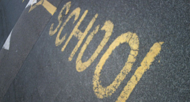 School-parking-road-marks